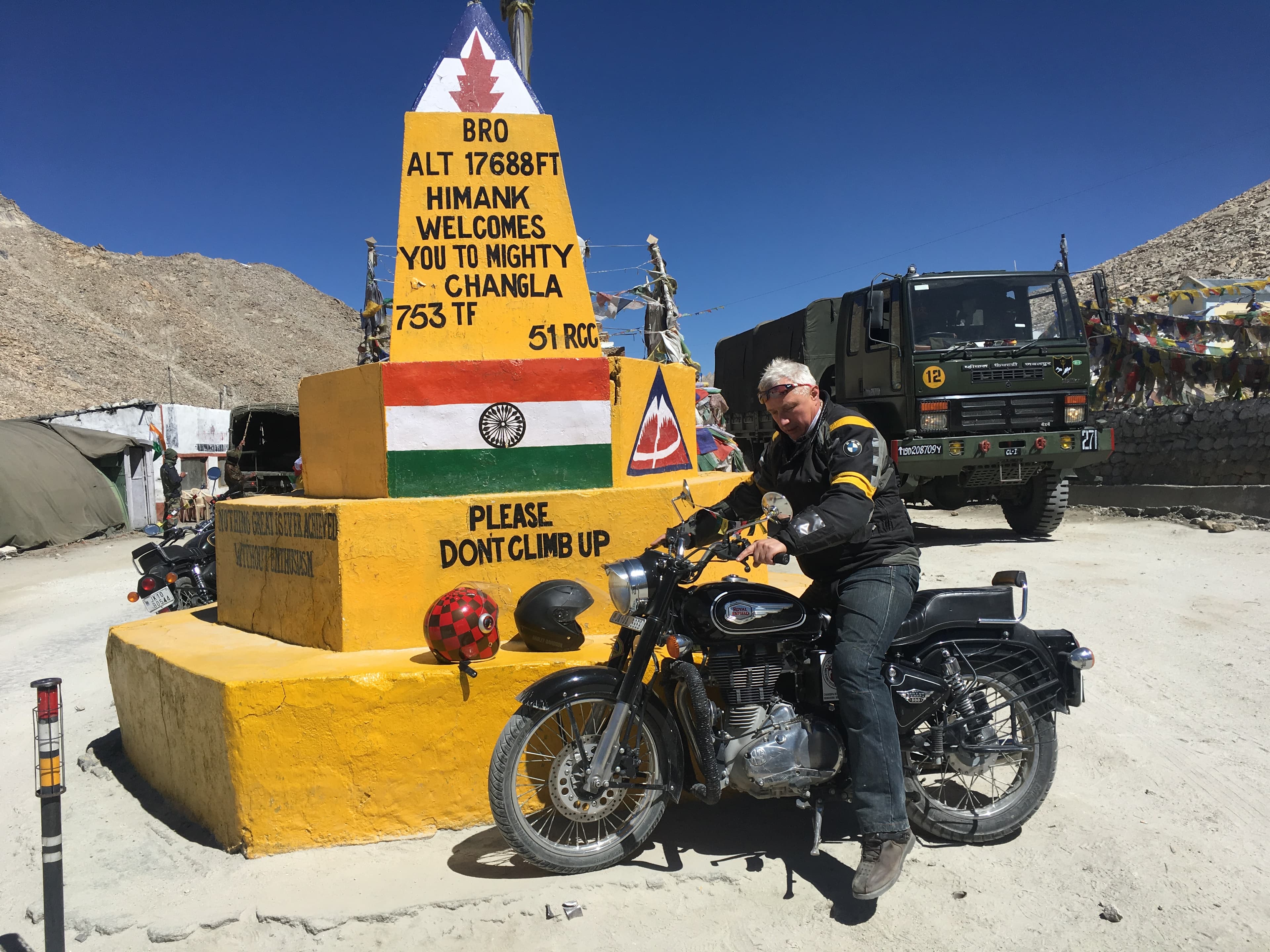 Тур дэ Транс: Гималаи на Royal Enfield