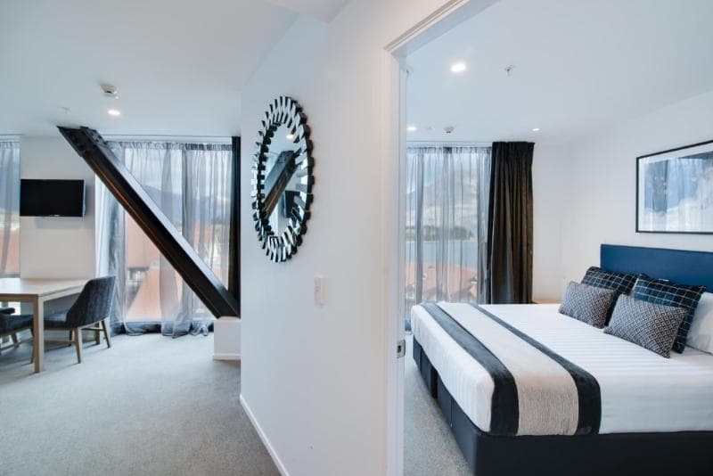Ramada Queenstown Central