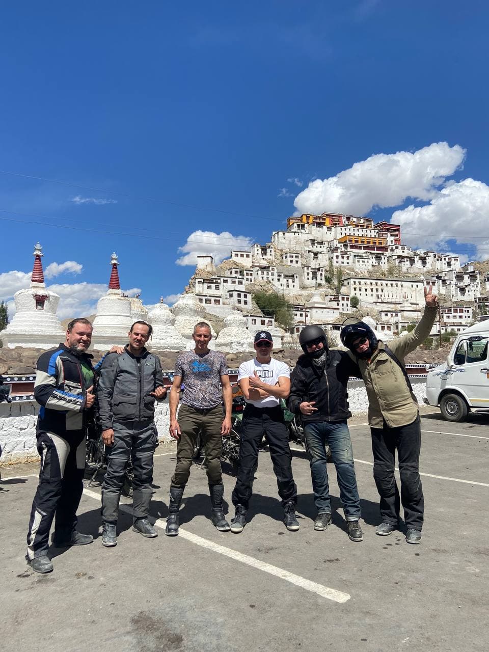 Тур дэ Транс: Гималаи на Royal Enfield